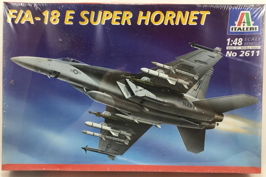 FIA-18 E SUPER HORNET  (italeri)